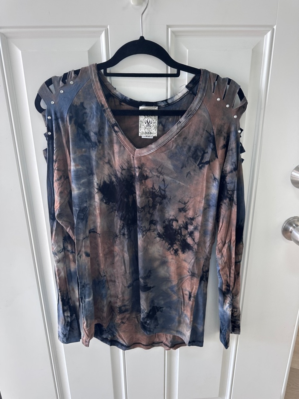 Vocal Tie-Dye Cold-Shoulder Long Sleeve Top — Blue & Brown